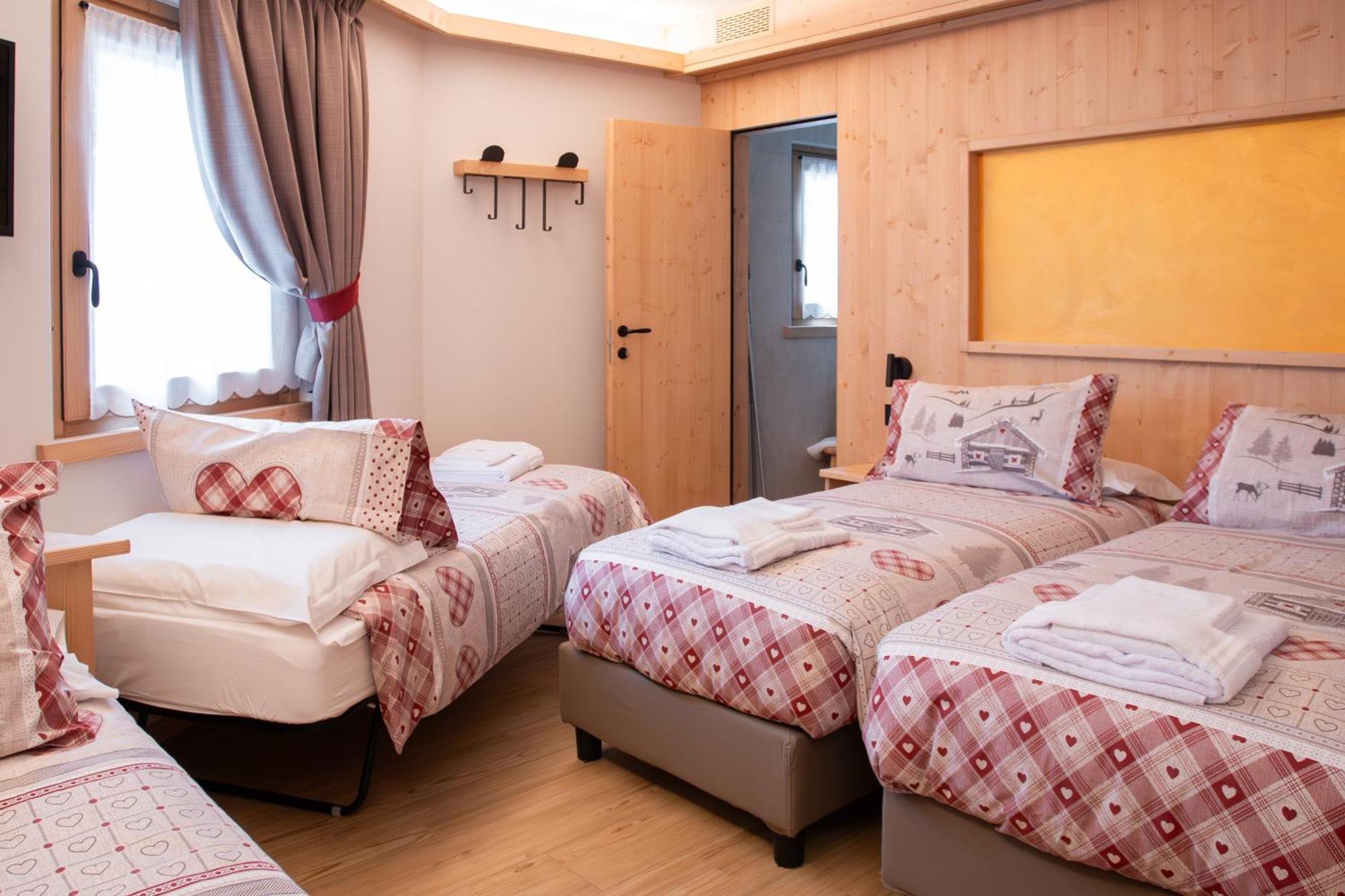 Chalet Al Tabia Bormio Bagian luar foto